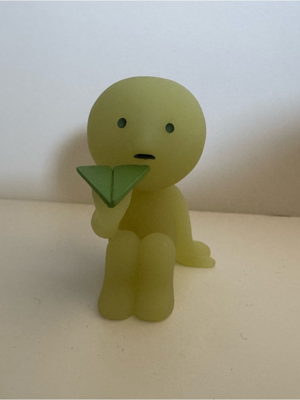 Smiski Sunday Series - Paper Airplane